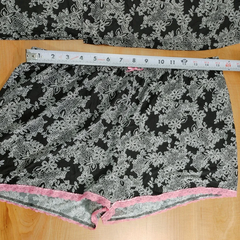 Rene Rofe Sleepwear Women's Black White Floral Robe Kimono Shorts Set‎ Size L
